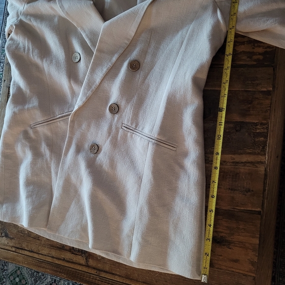 Bar III Cream Blazer - Picture 6 of 16